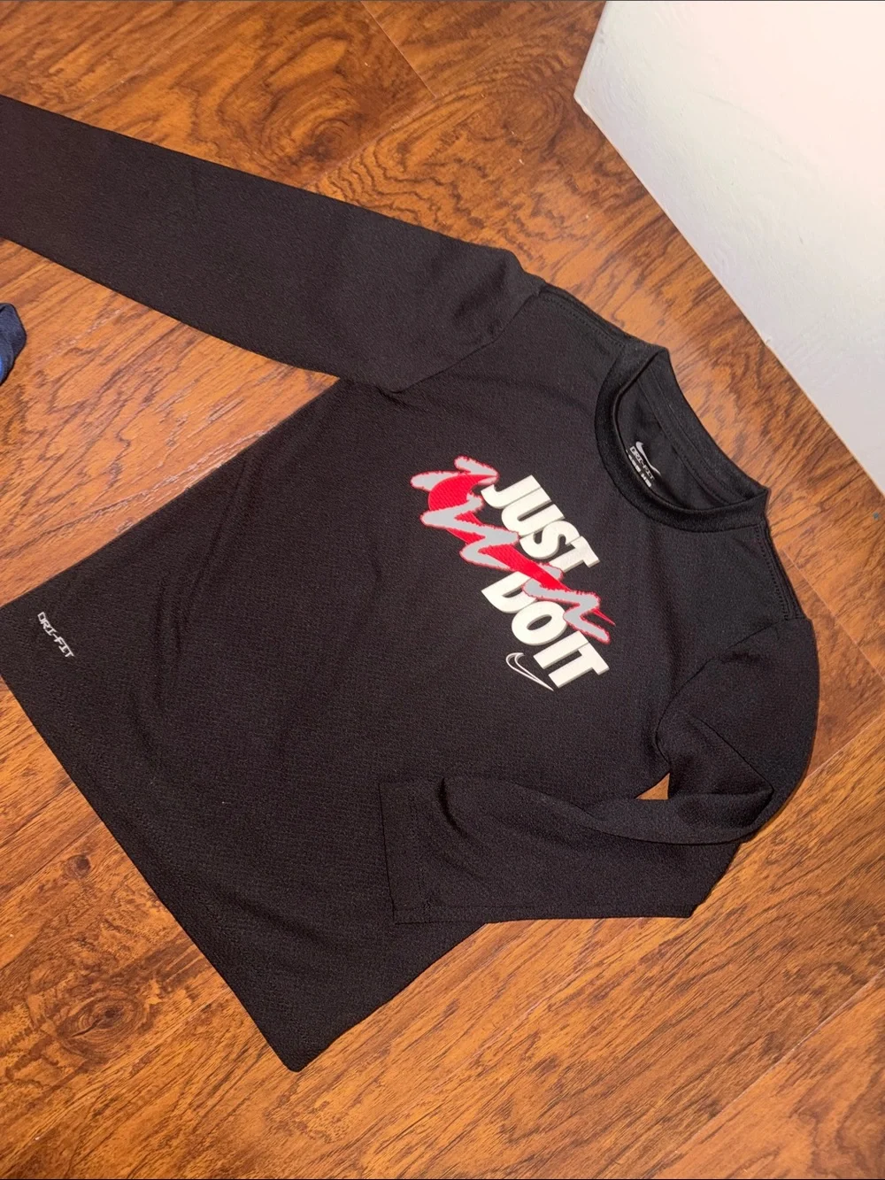 Bundle: Nike Kids Long-Sleeve Set - Navy & Black Graphic Tees